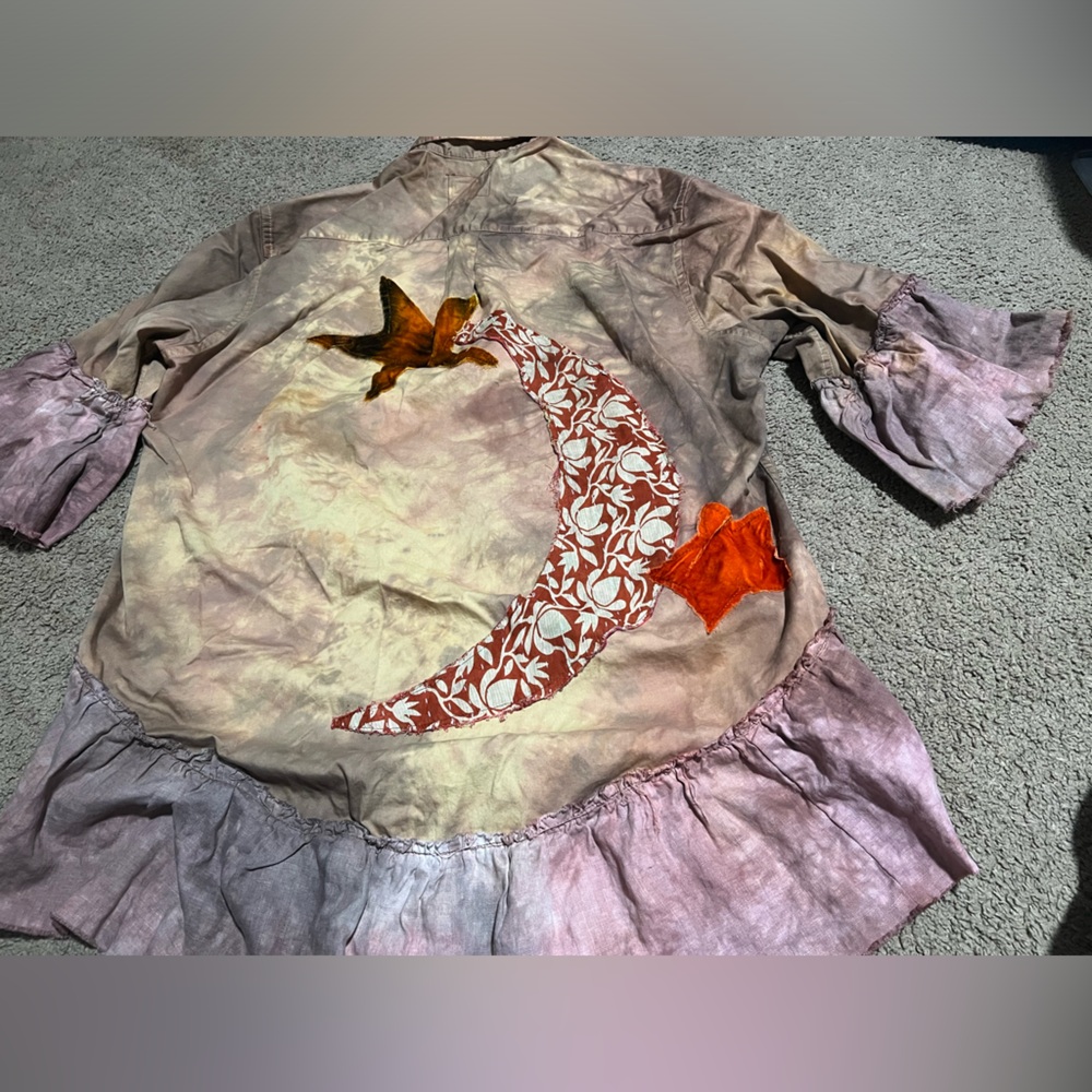 “Sandy” Multicolor Ruffle Hem Blouse - Picture 2 of 2